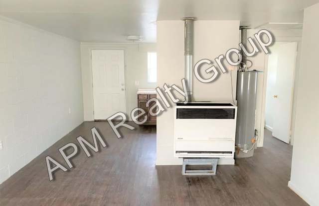 Updated two bedroom - Harden St. Gallery 3