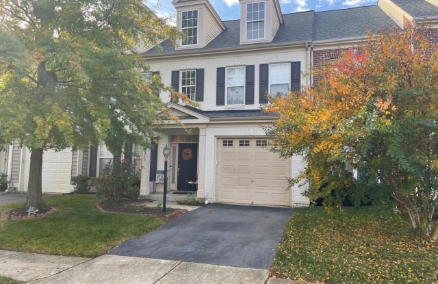 12313 TANALIAN FALLS LN - 12313 Tanalian Falls Lane, Linton Hall, VA 20136