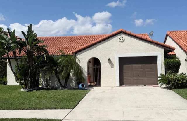 11 CAPITOL CT DEERFIELD BEACH, FL 33442 photos photos