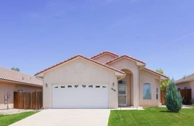 1036 Willowcrest Dr - 1036 Willowcrest Drive, Pueblo, CO 81005