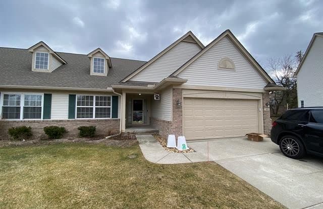 360 FOUR SEASONS Drive - 360 4 Seasons Drive, Oakland County, MI 48359