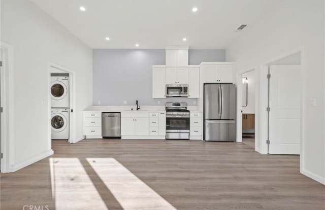 10318 Burin Avenue photos photos