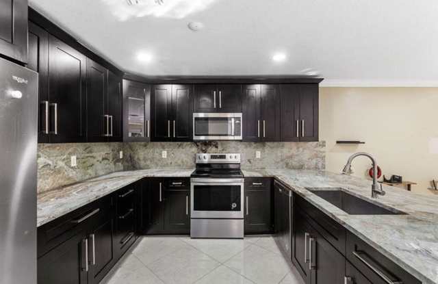 6384 Adriatic Way, West Palm Beach, FL 33413 photos photos