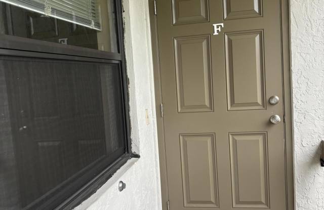 21500 Cypress Hammock unit: 38F photos photos