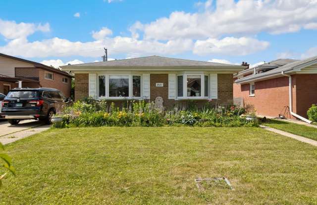 3821 W Jarvis Avenue photos photos