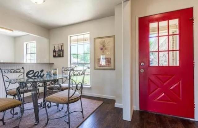 7433 Farm Field Court Gallery 3