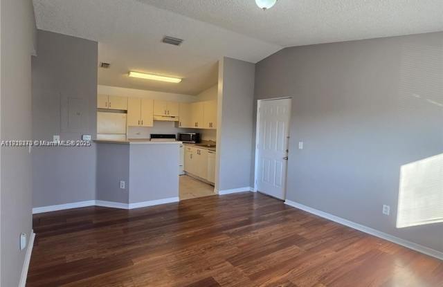 3650 N 56th Ave photos photos 3650 N 56th Ave photos photos