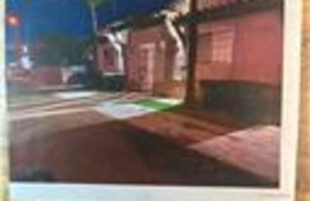 1640 Sherman Pl Gallery 2