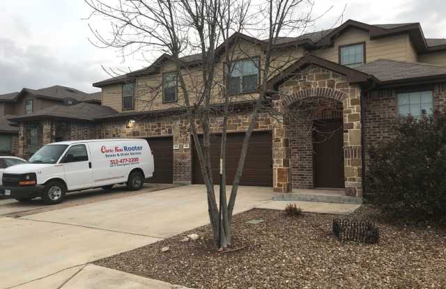 Townhome for rent Gallery 1