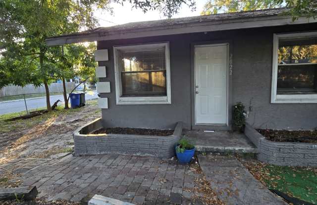 2022 11th Street West - 2022 11th Street West, Bradenton, FL 34205