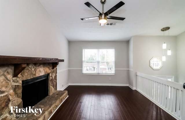405 Sheringham Court Gallery 2