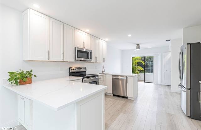 2722 SW 54th Terrace unit: C photos photos 2722 SW 54th Terrace unit: C photos photos