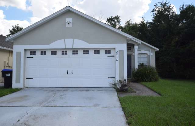 This charming 3 Bedroom, 2 Bath Single Family Home For Rent at 2216 Phonecia Ct. Orlando, FL 32837 Gallery 3