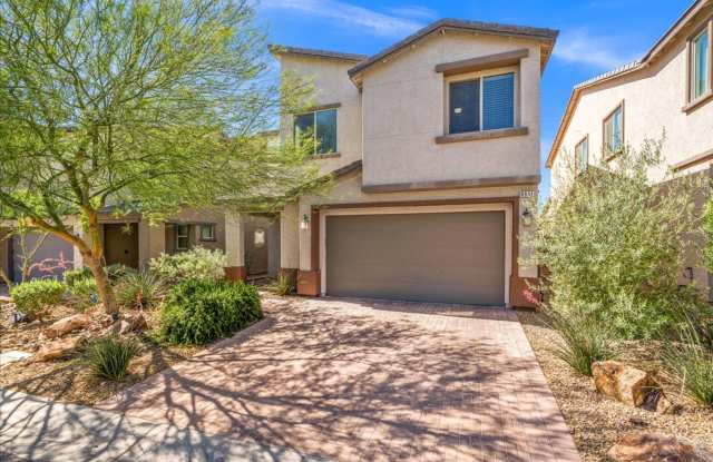 Modern Gated 3 Bedroom Retreat with Loft & Entertainer’s Backyard photos photos Modern Gated 3 Bedroom Retreat with Loft & Entertainer’s Backyard photos photos