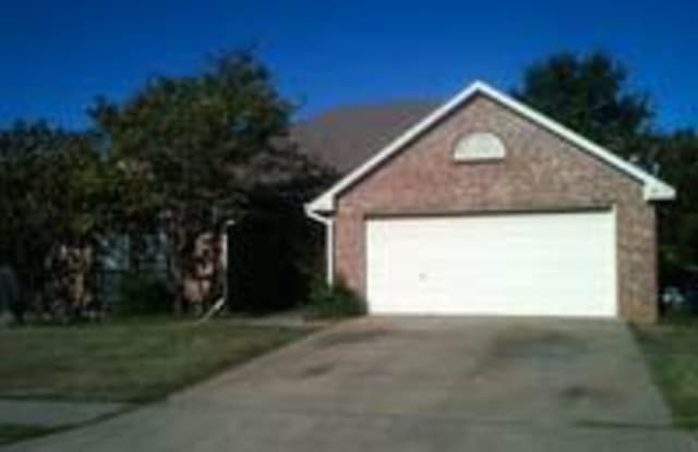 301 Mack Dr - 301 Mack Dr, Denton, TX 76209