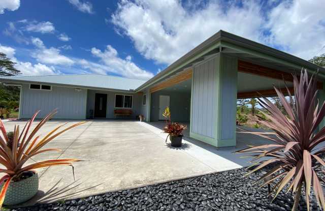 3-Bed, 2-Bath Custom Furnished Home-Turn Key In HPP photos photos