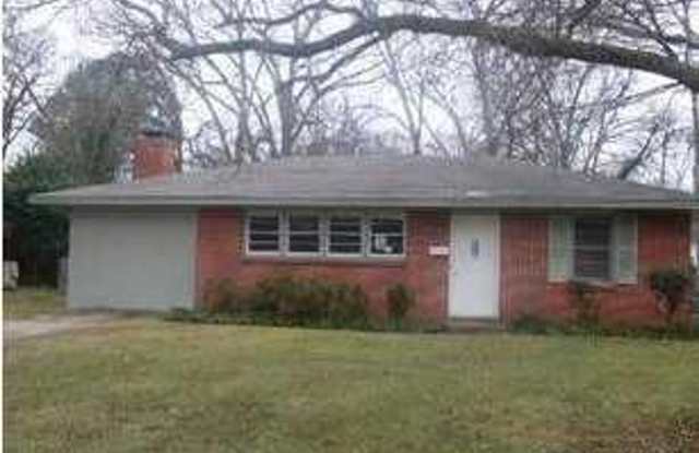 738 Karen Road photos photos