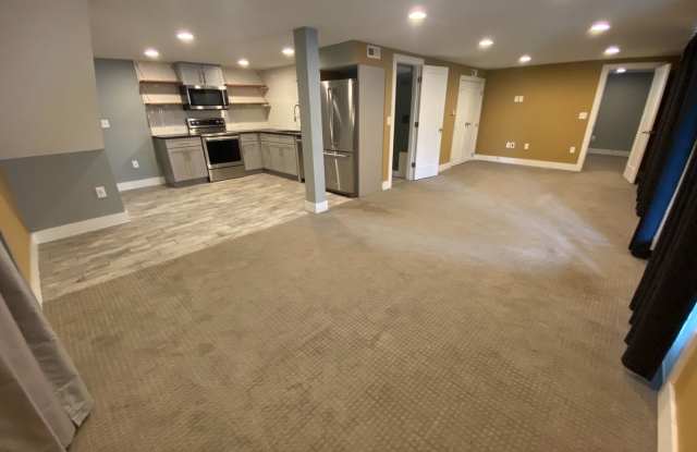 Renovated 1 Bedroom/ 1 Bath Basement Apartment Located in Charlotte Park, Minutes to Nashville West, Pet Friendly, Fenced Yard, 6 miles to Vandy Gallery 3