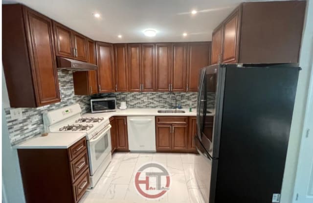 2370 Bruner Ave FLOOR 2, 2 - 2370 Bruner Avenue, Bronx, NY 10469