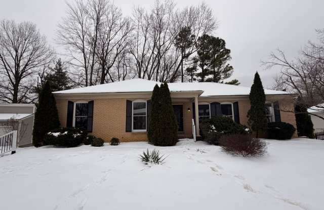 Gorgeous 3 bedroom house with finished basement! photos photos Gorgeous 3 bedroom house with finished basement! photos photos