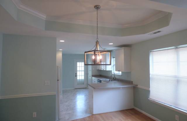 9106 Brookline Ln Gallery 3