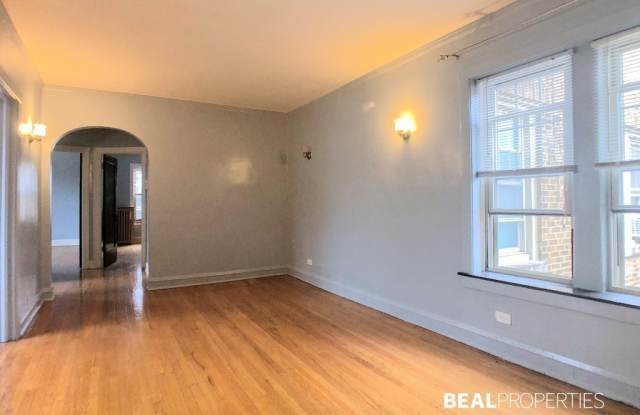 2108 W Ainslie St photos photos