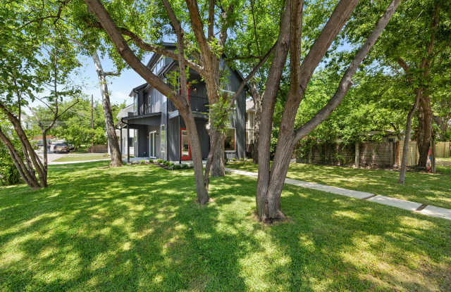1800 Singleton Avenue photos photos
