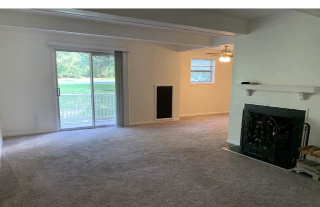 4 Warren Lodge Ct Gallery 2
