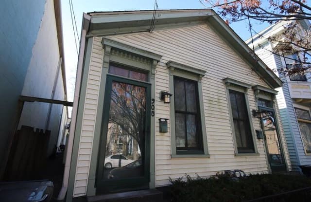 908 East Washington Street - 908 East Washington Street, Louisville, KY 40206
