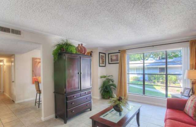 4547 Gardendale Gallery 1