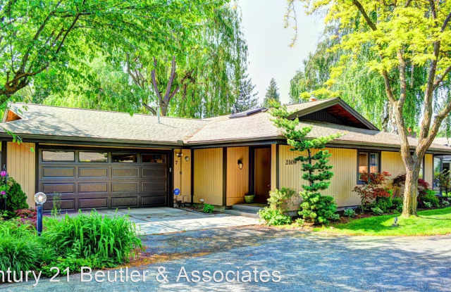 2109 E. Rockwood Blvd - 2109 East Rockwood Boulevard, Spokane, WA 99203