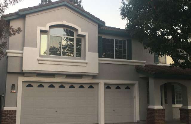 Gated Brookside Home With Pool and Spa - 6481 Brook Hollow Circle, Stockton, CA 95219