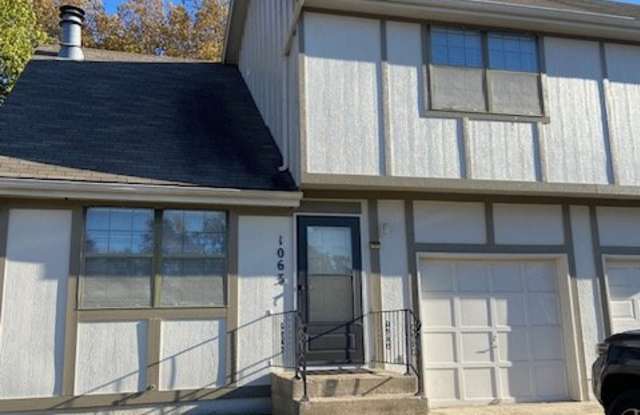 1063 East Huntington Circle - 1063 East Huntington Circle, Olathe, KS 66061