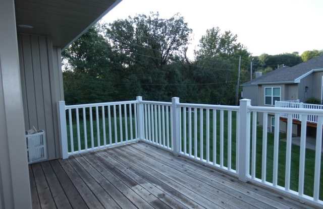 194 North Camelot Drive Gallery 2