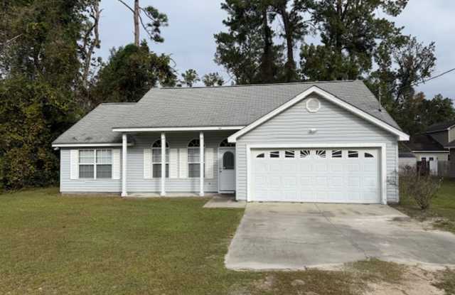 3Br 2Ba House for Rent - 98 Susquehanna Trail, Wakulla County, FL 32327