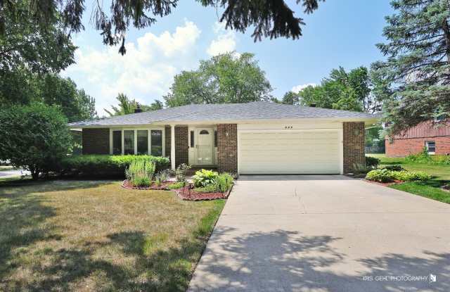 605 W GILBERT Road photos photos