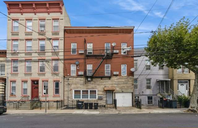 40 BEACON AVE photos photos