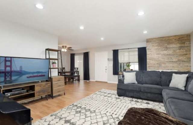 2599 Walnut Ave Unit 126 photos photos