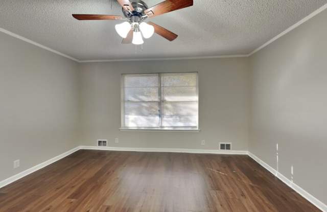 806 Walter Hill Drive Gallery 4