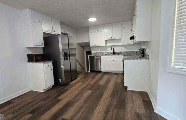912 SE Curry Circle Gallery 4
