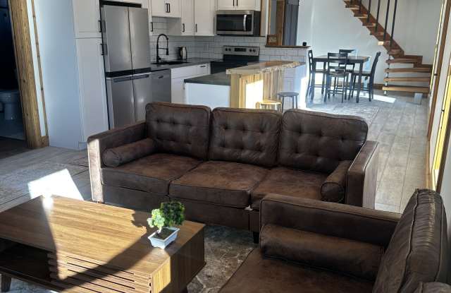 116 E Clark St - 116 East Clark Street, Livingston, MT 59047