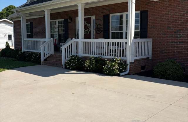 Fantastic Location & Price photos photos