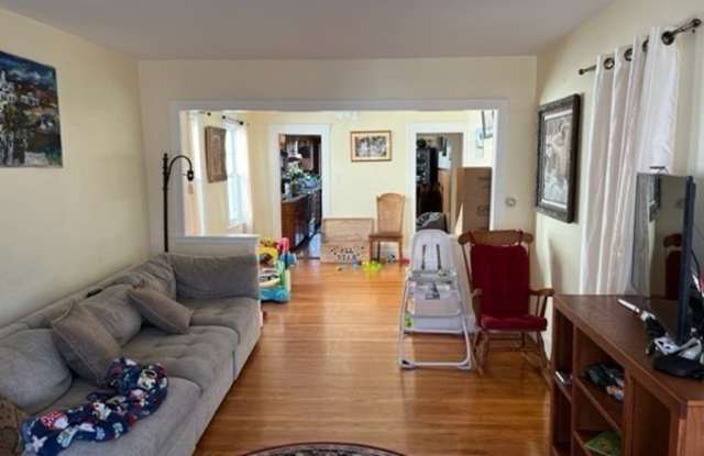 120 West Gallery 4