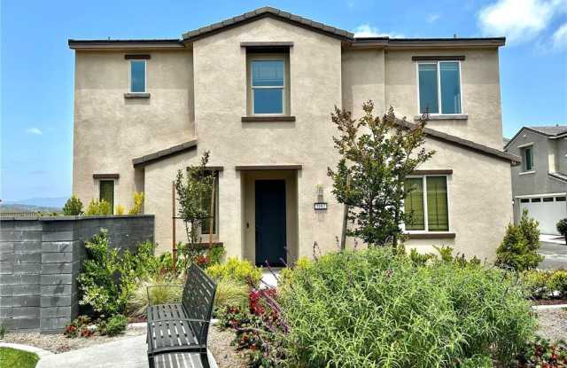 3162 Ivy Way - 3162 Ivy Way, Orange County, CA 92675
