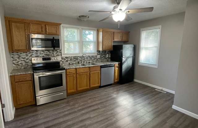 Modern 2 bedroom available now, $725 per month/dep Gallery 3