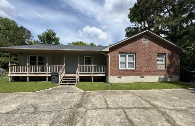 912 Emory Court (Small-pet Friendly) - 912 Emory Court, Cumberland County, NC 28311