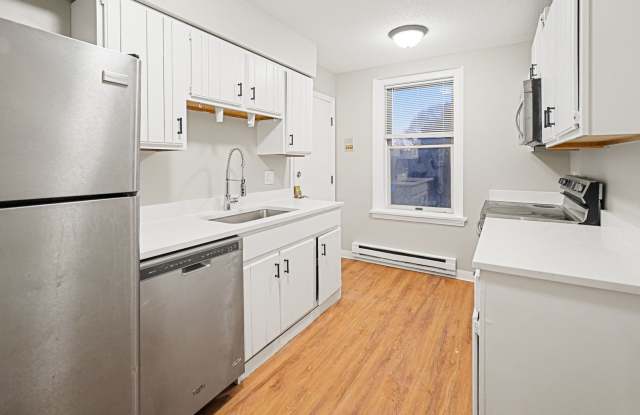 29 Tiffany St photos photos