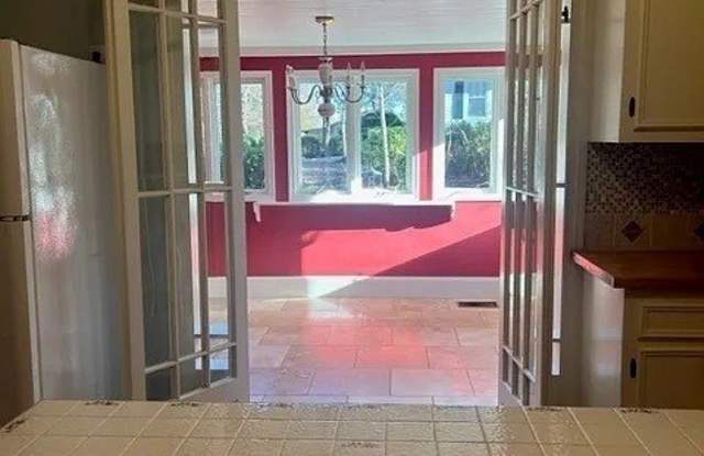 3787 Cedartown Gallery 2