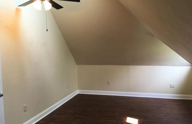 438 S Fairmount #5 Gallery 2