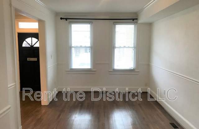 1512 Trinidad Avenue NE Gallery 3